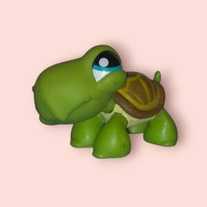 2X Authentic Littlest Pet Shops